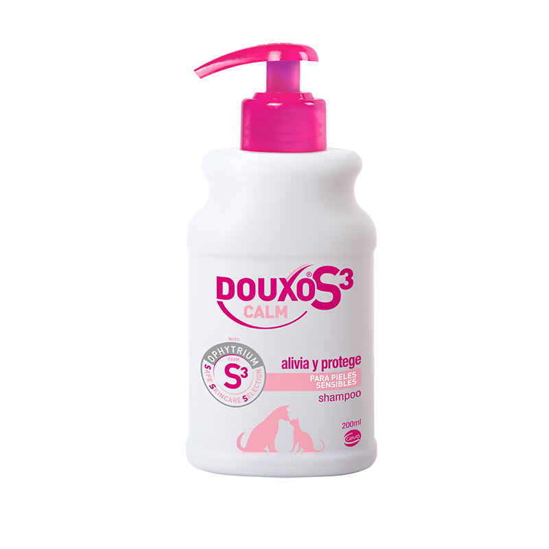 DOUXO S3 CALM Shampoo for sensitive skin of dogs and cats